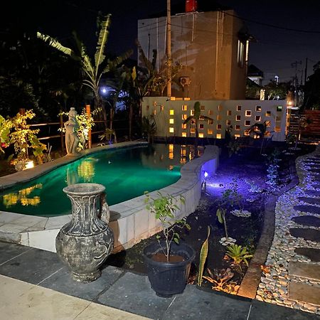 Villa Nimo Jimbaran Exterior photo